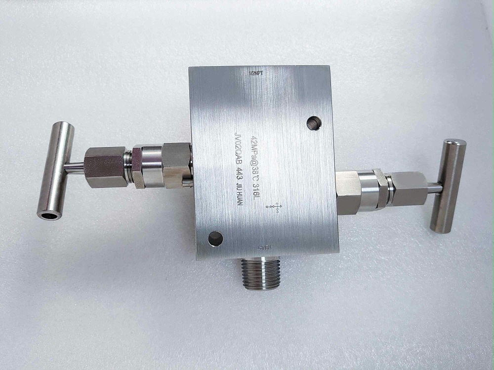 42MPa內(nèi)外螺紋直通針型閥 42MPa內(nèi)外螺紋直通針型閥