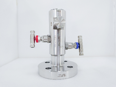 PN63立式法蘭截止閥 PN63立式法蘭截止閥