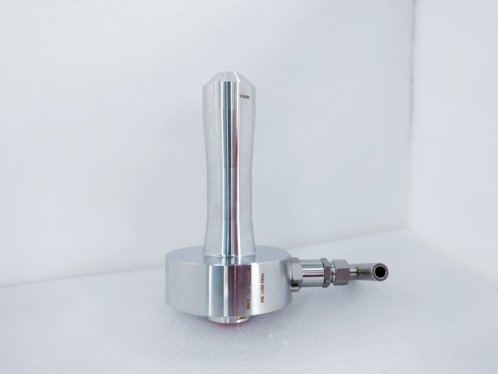 PN63管臺(tái)焊接式法蘭截止閥 PN63管臺(tái)焊接式法蘭截止閥